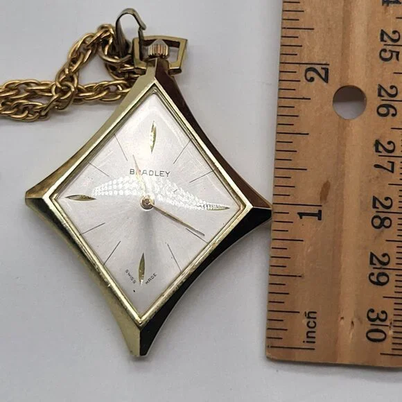 VTG Bradley Swiss Made Pendant Pocket Watch Gold Tone Diamond Shape - Picture 6 of 8